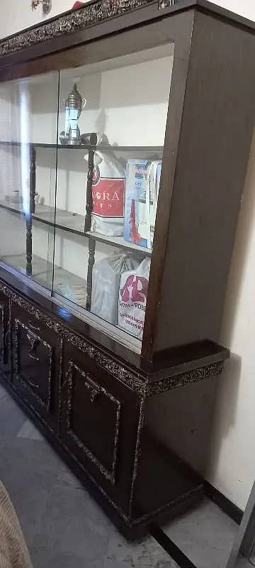 USED SHOWCASE IN GOOD CONDITION 14