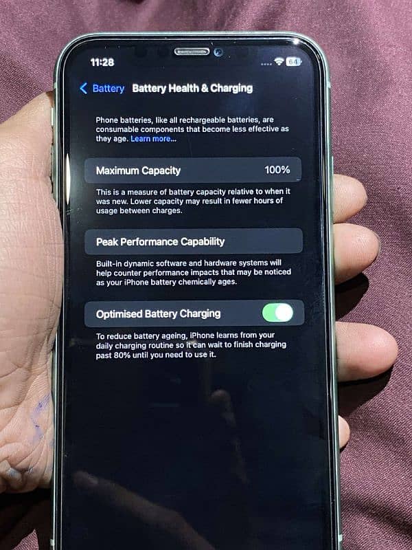 iPhone 11 (128)GB (JV). exchange possible with iPhone 11 promax 5