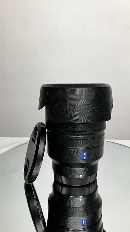 SONY 35mm f1.4 zeiss (6 moths warranty) 3