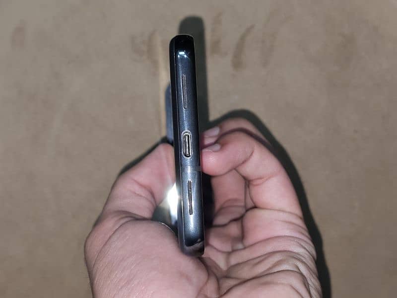 Google pixel 8 pro Non Pta 10/10 condition 4