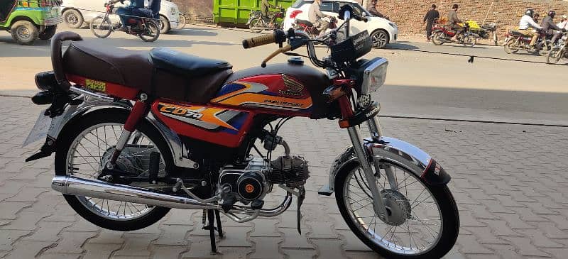 Honda CD70 2025 7