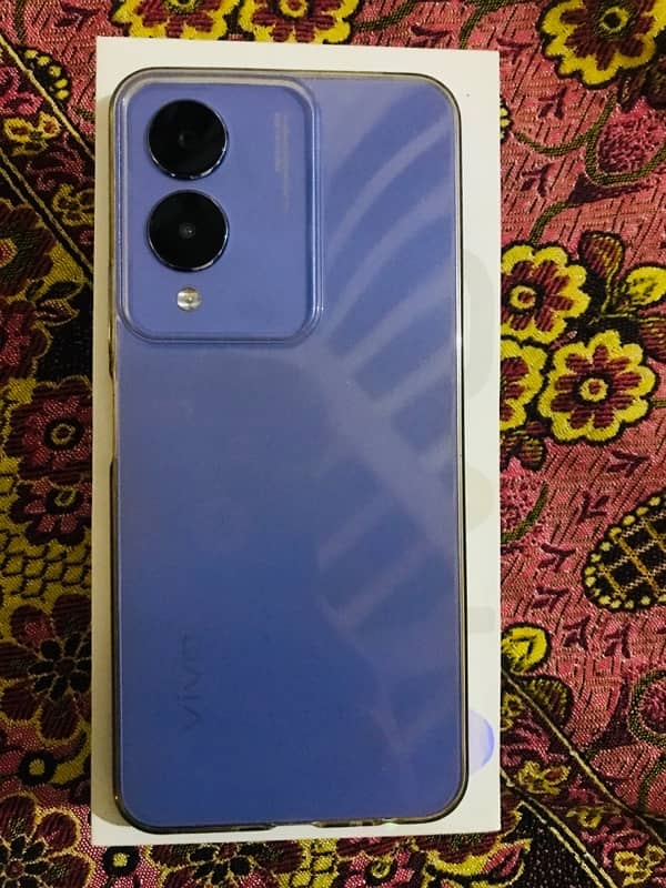 Vivo Y17s (4+4/128gb) 0