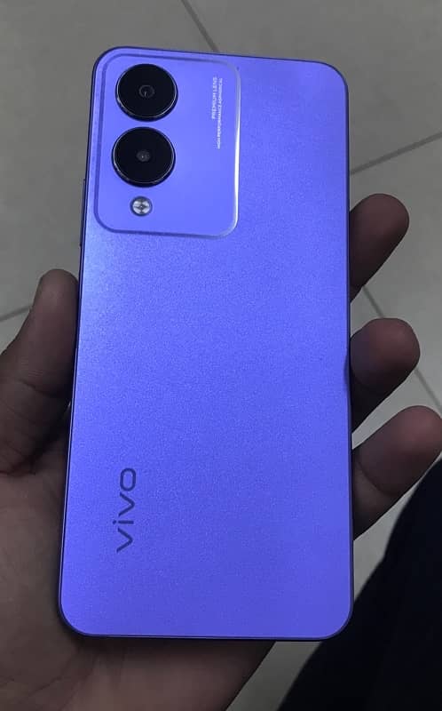 Vivo Y17s (4+4/128gb) 3