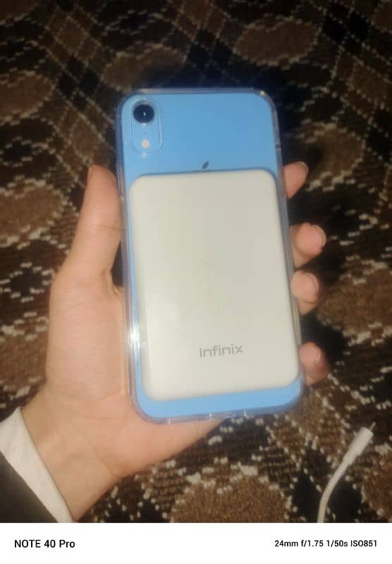 IPHONE XR LUSH CONDITIONS 64 GB Jv 3