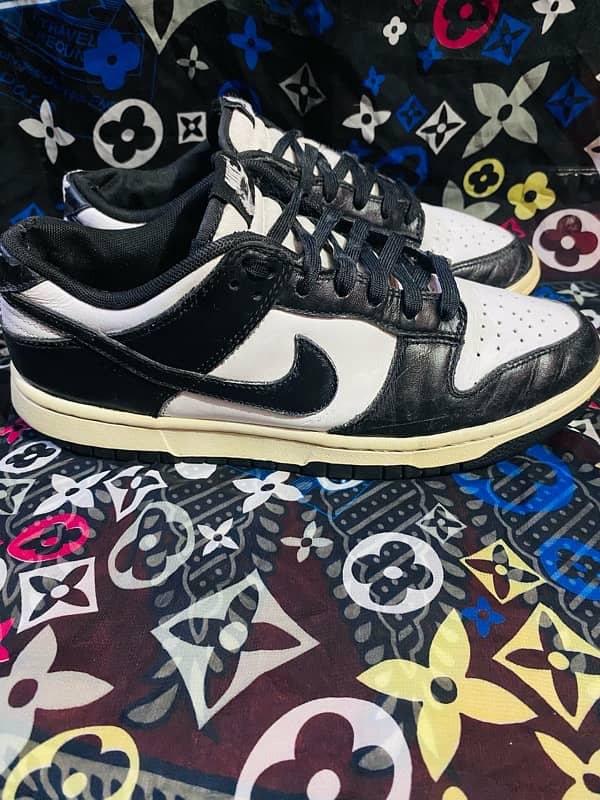 Nike dunk low panda 0