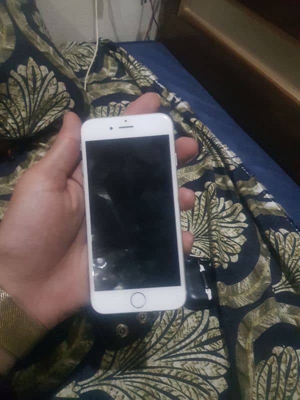 IPHONE 6 NON PTA 64GB BATTERY CHANGE HA BAKI ALL OKAY 0