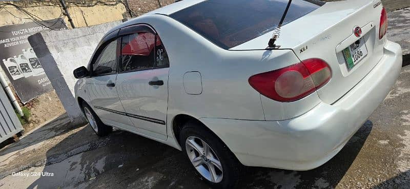 Toyota saloon convert to Corolla XLI 2006 3