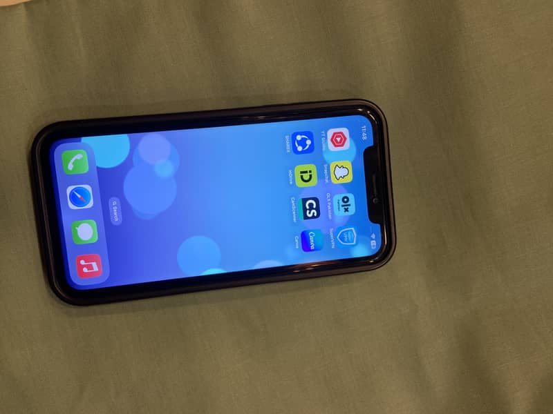 urgent sale IPhone 11 non pta 1