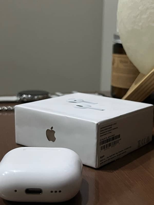 AirPods 4 1