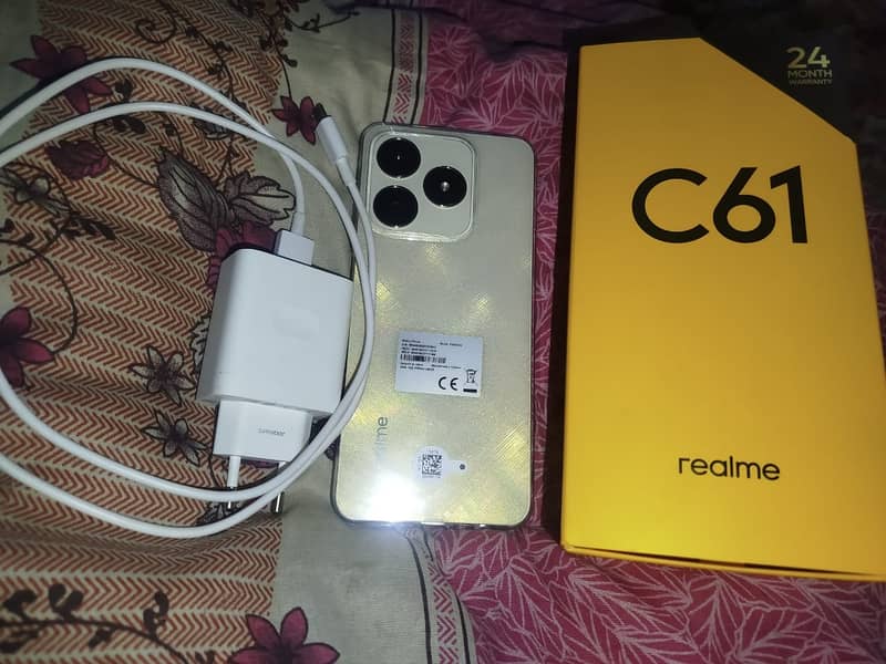 Realme C61 6+128 4