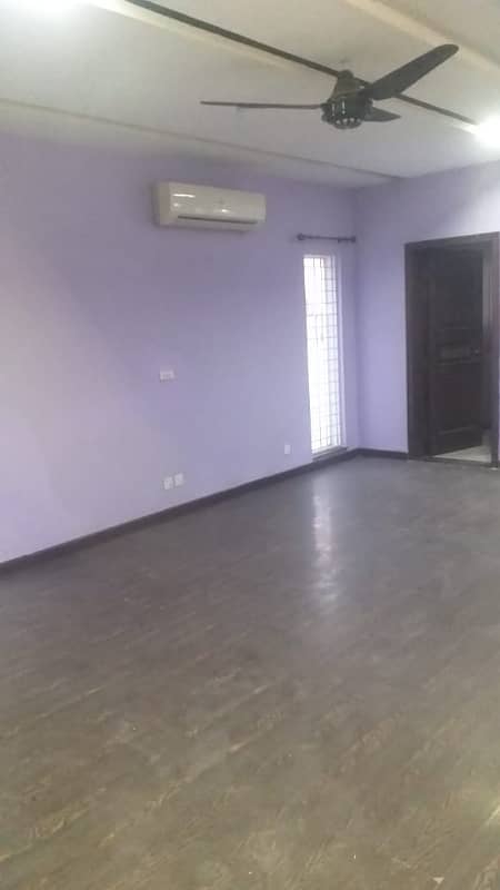 Fully Basement 1 Kanal Beautiful House For Rent In AA-Block DHA Phase 4 Lahore 5