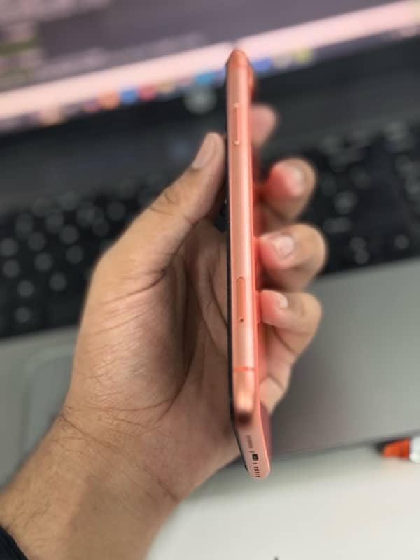 IPhone XR 64GB factory unlock 1