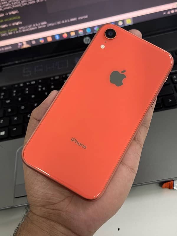 IPhone XR 64GB factory unlock 0