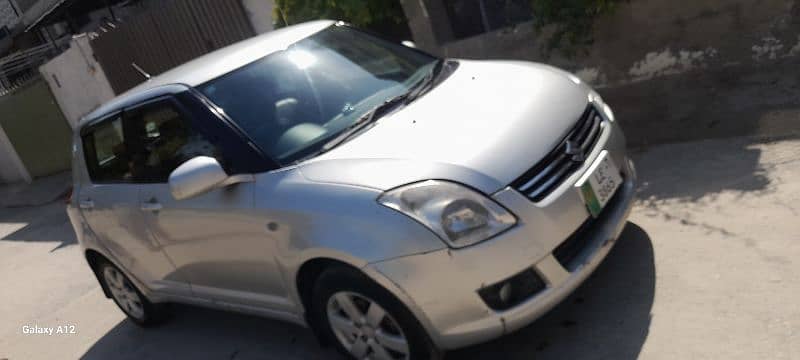 Suzuki Swift 2011 0