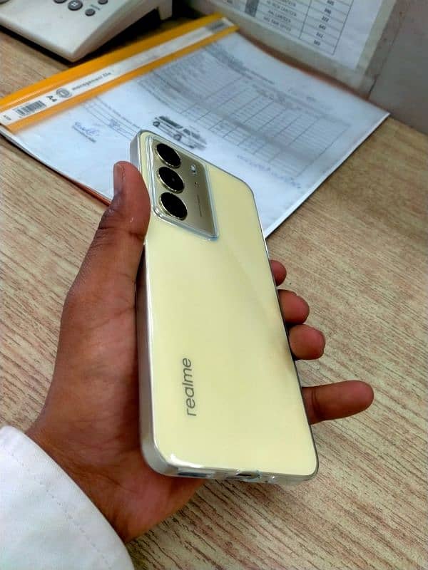 realme c75 only box open 10/10 condition 7 days use only 0