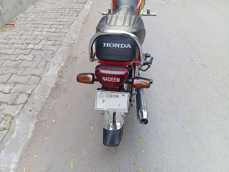 Honda 70 2022 New Condition 3