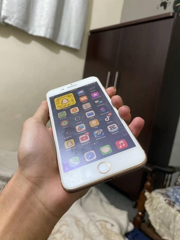 iPhone 8 Plus 64gb 2