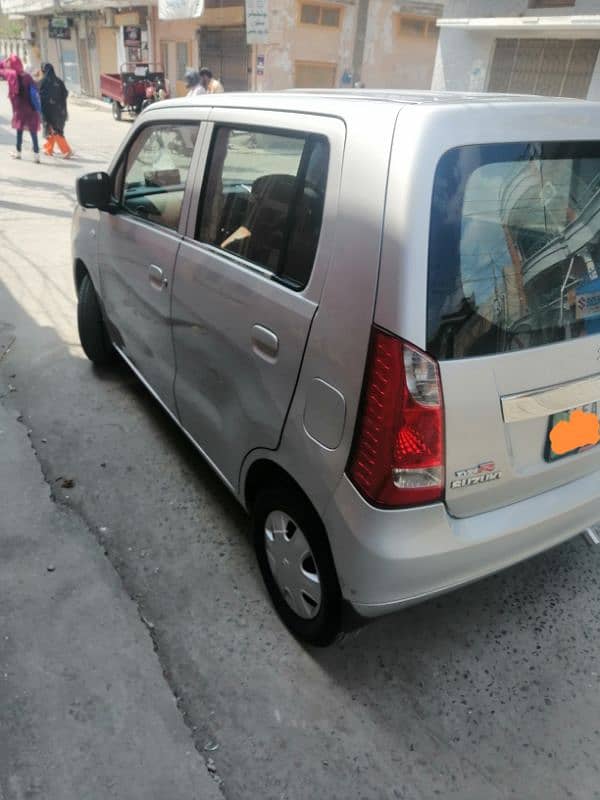 Suzuki Wagon R 2016 4