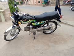 CD Honda 70 10 by 10 good condition new bike