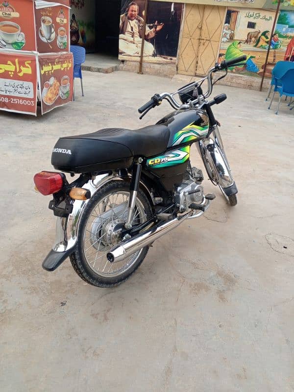 CD Honda 70 10 by 10 good condition new bike 7