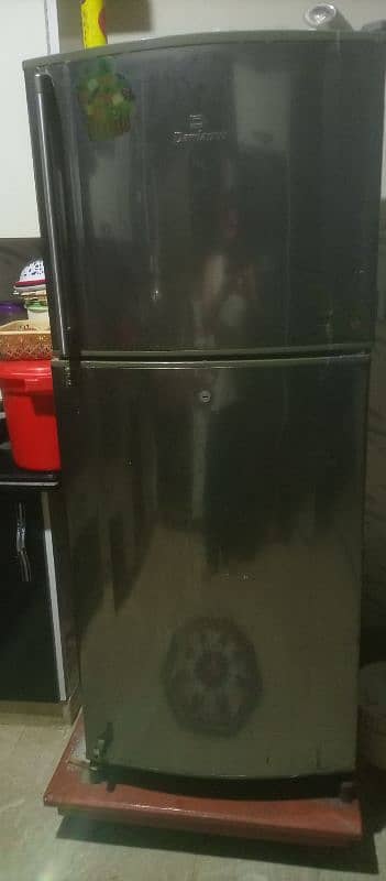 refrigerator 0