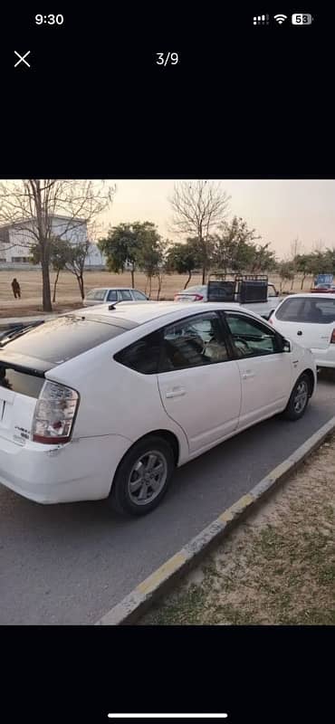 Toyota Prius 2010 registered 2014 total genuine Islamabad 2