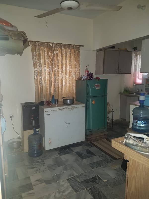 Prominently-Located 1000 Square Feet Flat Available In Gulistan-e-Jauhar - Block 19 5