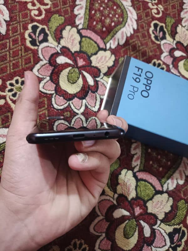 oppo f19pro with box 10by10 8+8gb128gb anda piece official pta 6