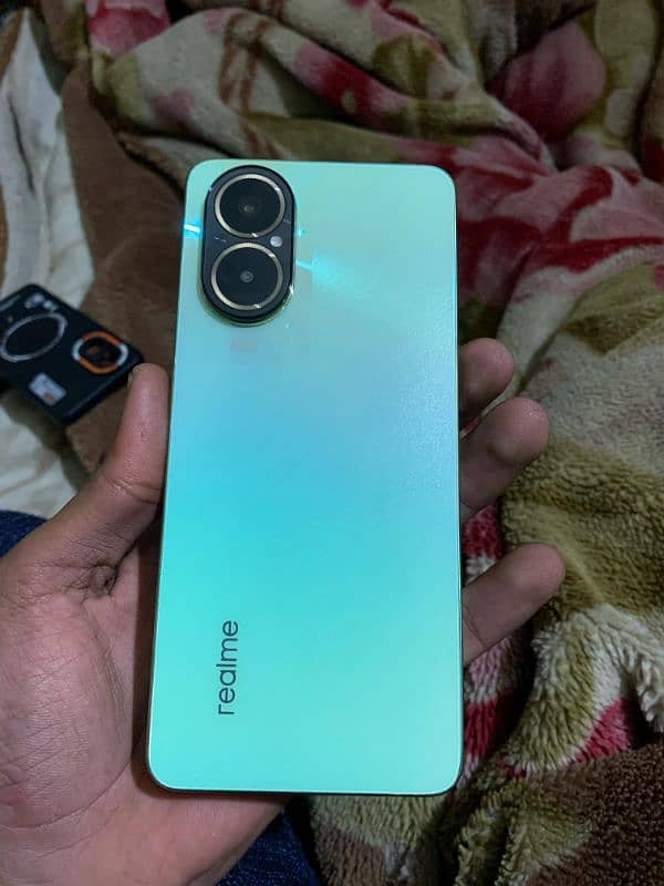 Realme C67 3