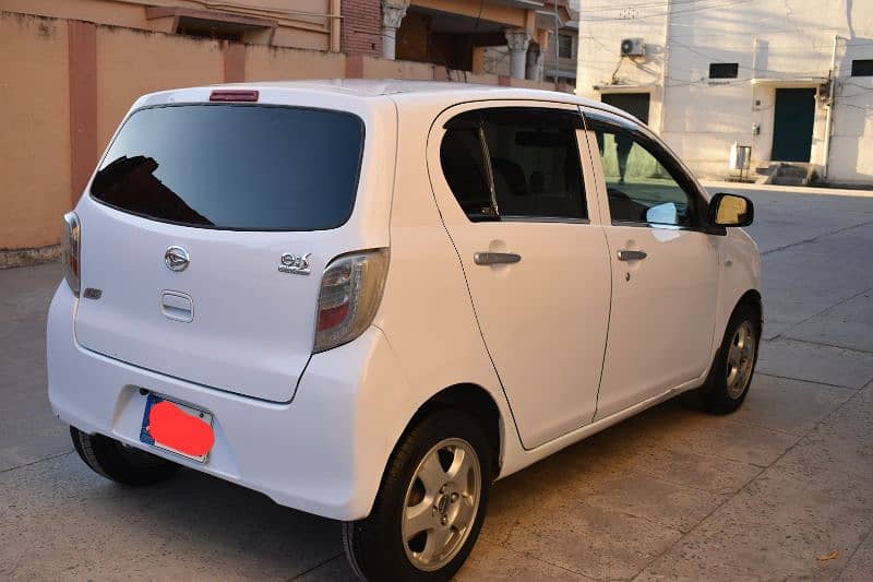 Daihatsu Mira 2016 6