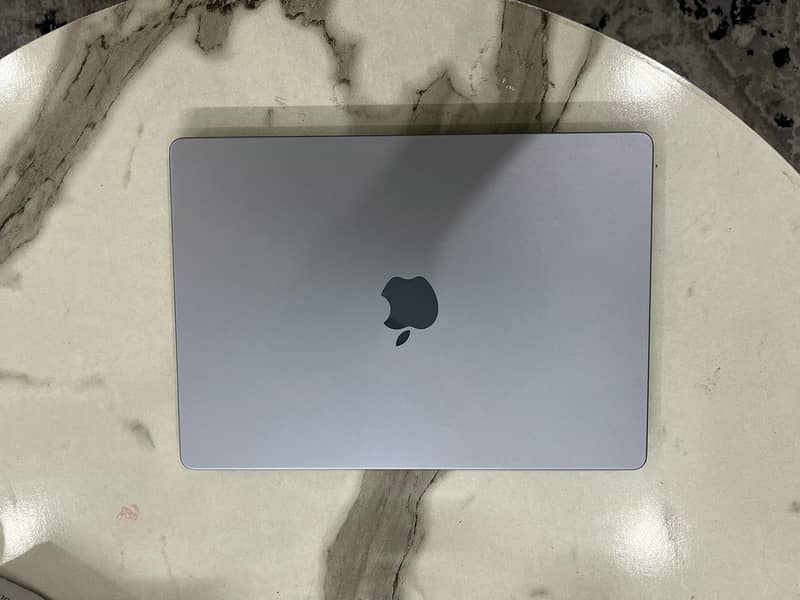 Macbook M1 Pro 14 inch (16gb Ram, 512gb ssd) ( Personally used ) 4