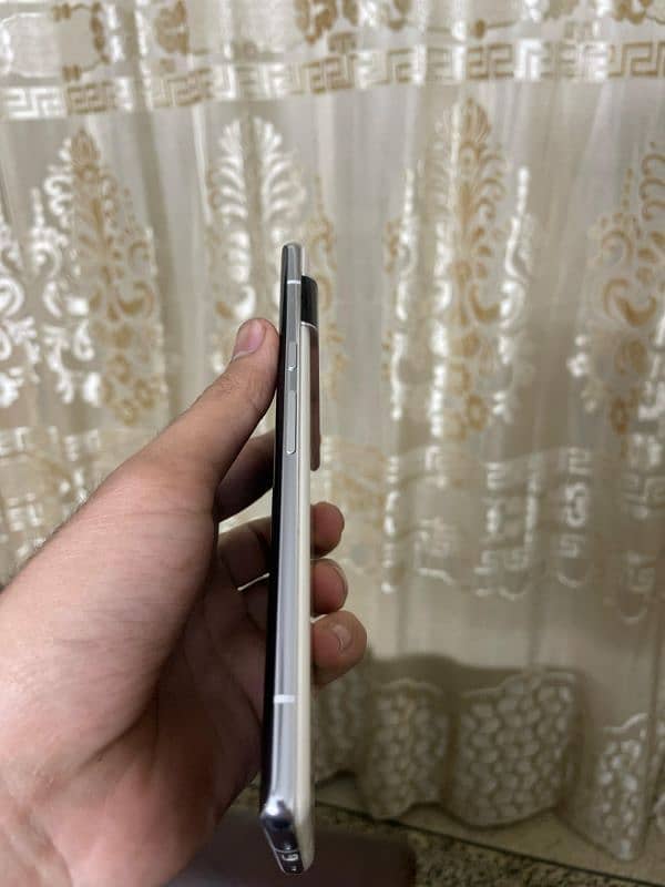 pixel 6pro 12/128 non pta scratchless 1