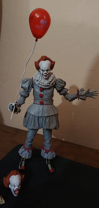 NECA PENNYWISE IT 1 1