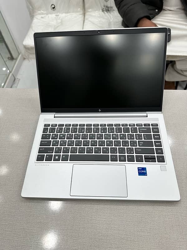 Elitebook HP 640 G9 Core i7 12th Generation Ram 16gb SSD 256GB Nvme 2