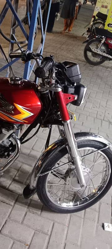 honda 125  2021 model 3