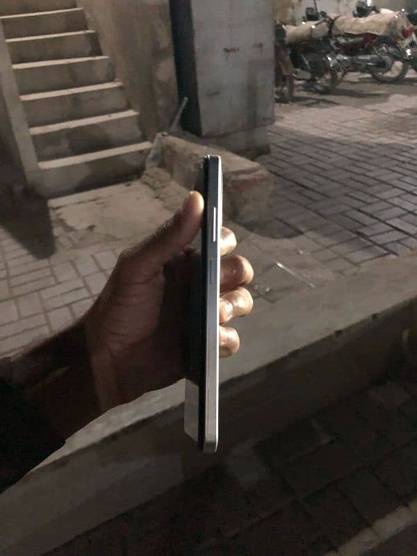 Infinix Smart 8pro 3