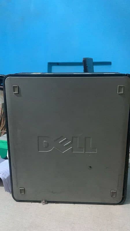 1 dell screen 1 Samsung 1 cpu dell 2/2 condition10/8 phone#03179622712 6