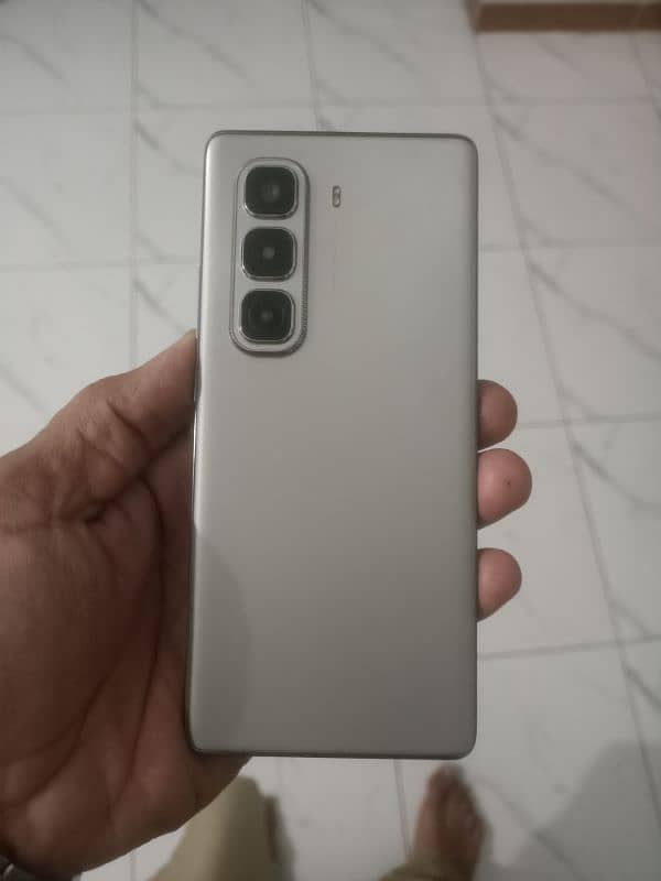 INFINIX HOT 50 PRO PLUS 1