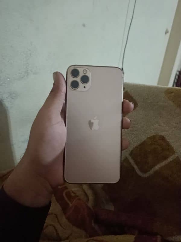 iphone 11 pro max 6