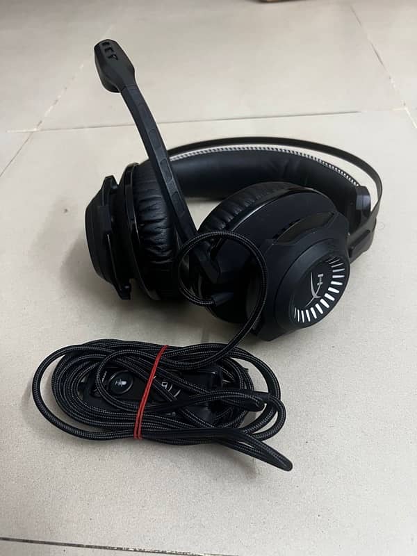 hyper x original gaming headphone for games and call Center 2