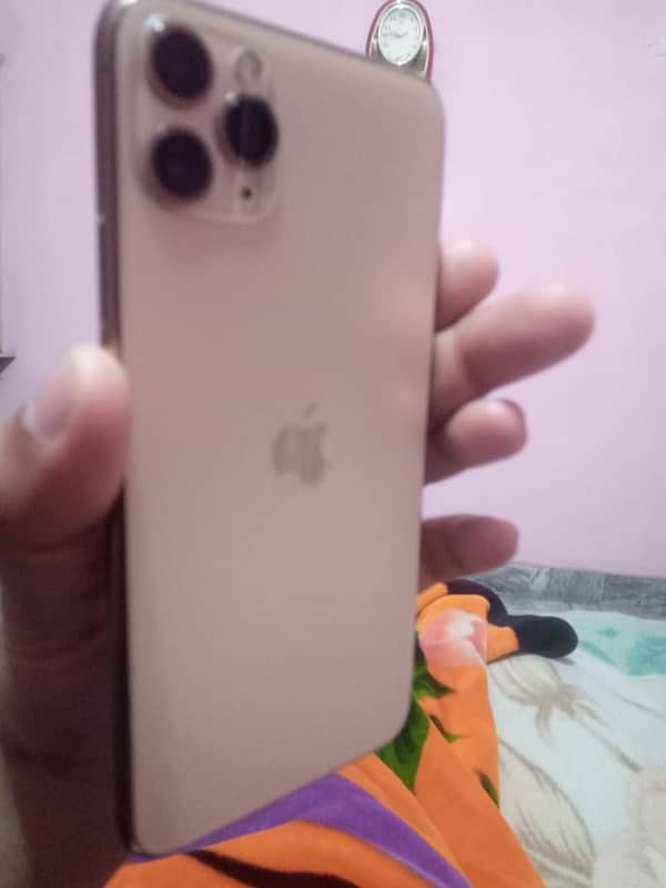 iphone 11 pro max 5