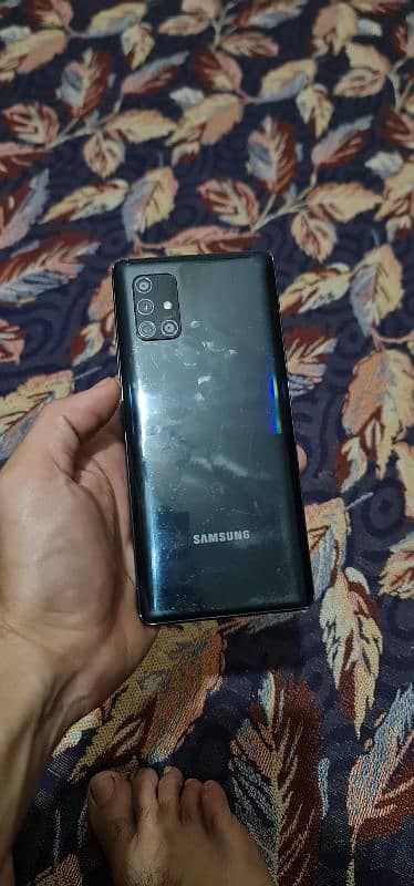 Samsung A71 5G 1