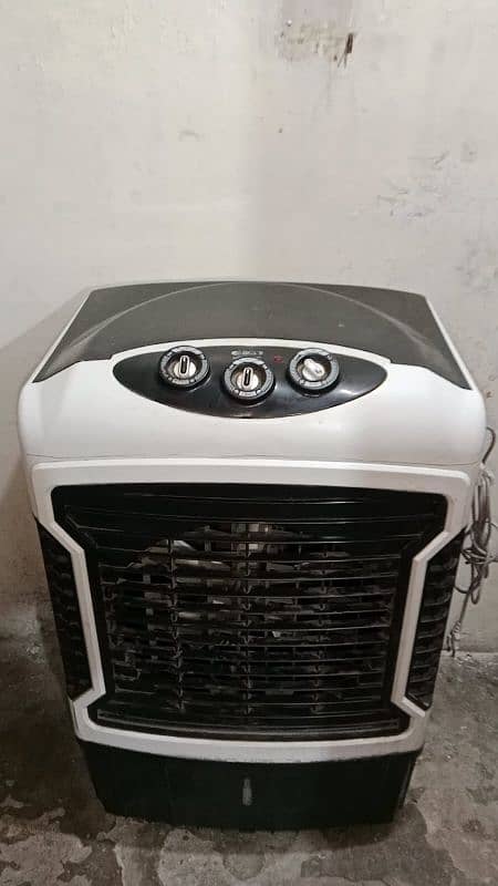 High Super Room Air Cooler is very good Condition 5