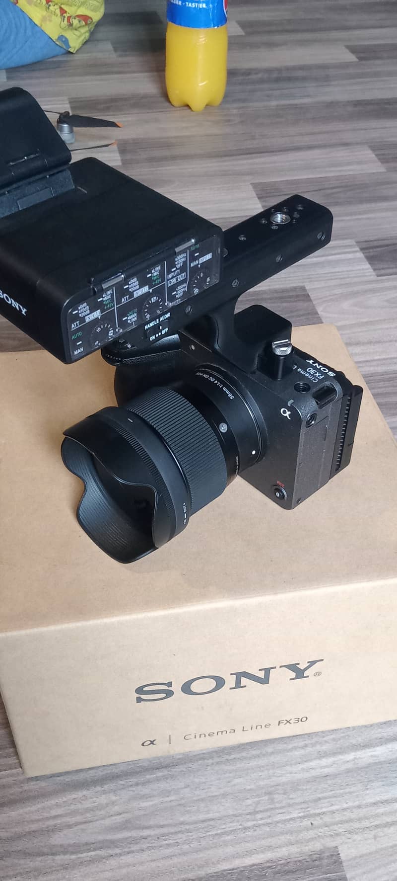 Sony Fx30 camera with xlr Handle 1