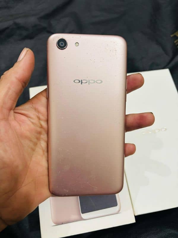 Oppo A83 8