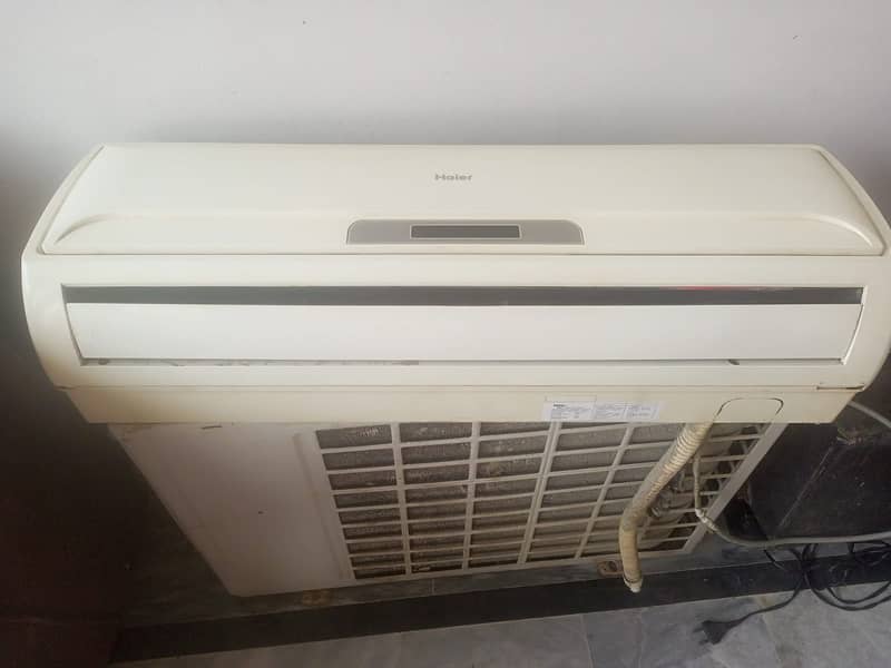 Haier 1 Ton Split AC in Good Condition 3