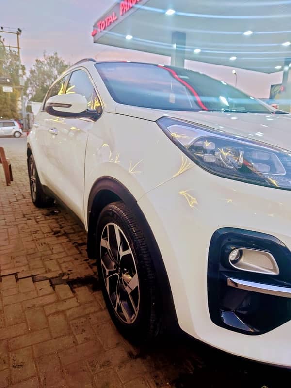 KIA Sportage 2021 FWD 2