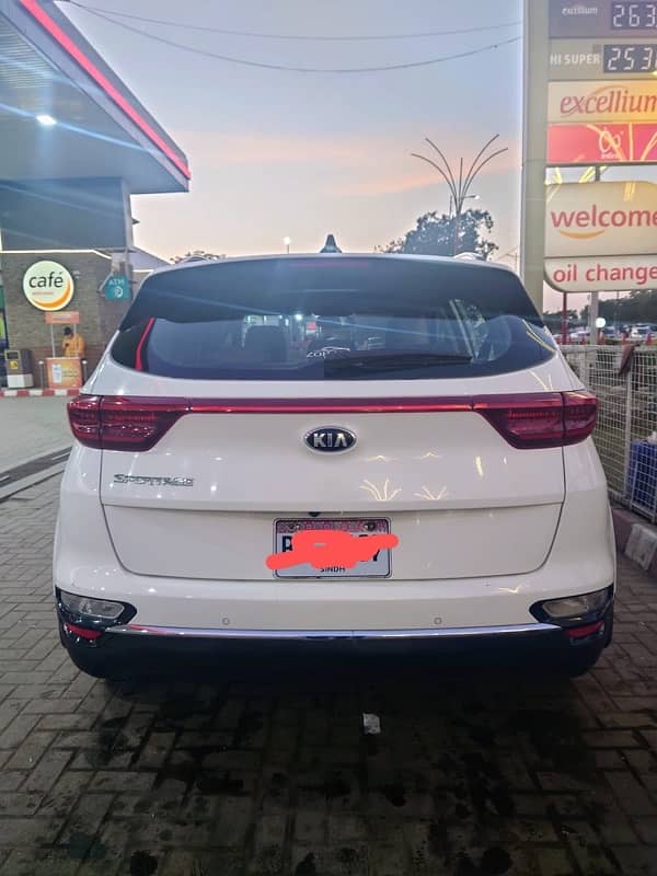 KIA Sportage 2021 FWD 3