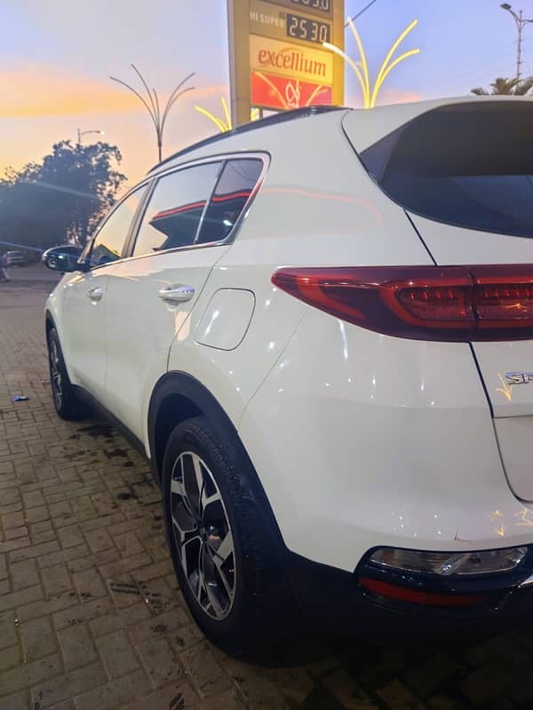 KIA Sportage 2021 FWD 5