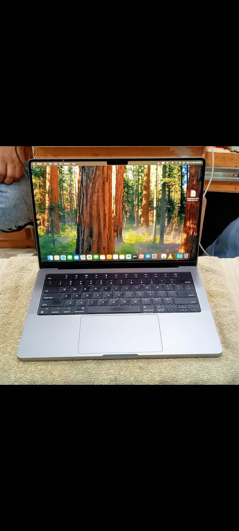 MacBook Pro & Air M1, M2 & M3 2020, 2021, 2022 & 2023 Used Stock 6